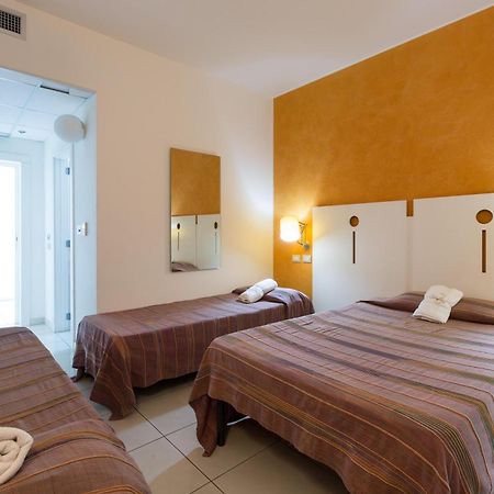 Silver Hotel Matino Bilik gambar