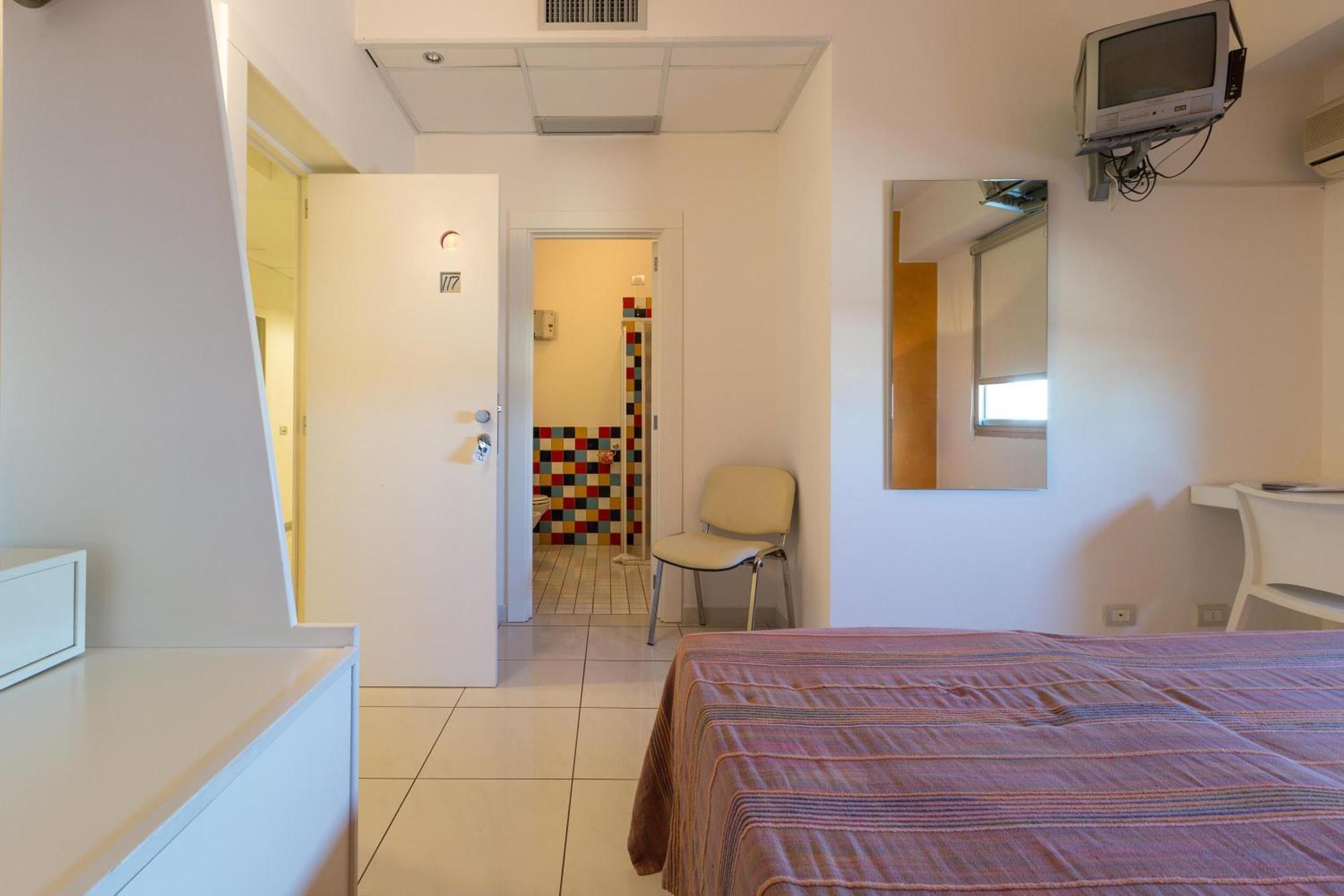 Silver Hotel Matino Bilik gambar